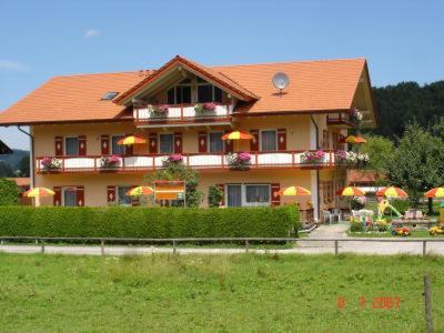 Dangl Gbr, Gaestehaus Sonnenhof - Inkl. Chiemgau Karte 卑尔根 外观 照片